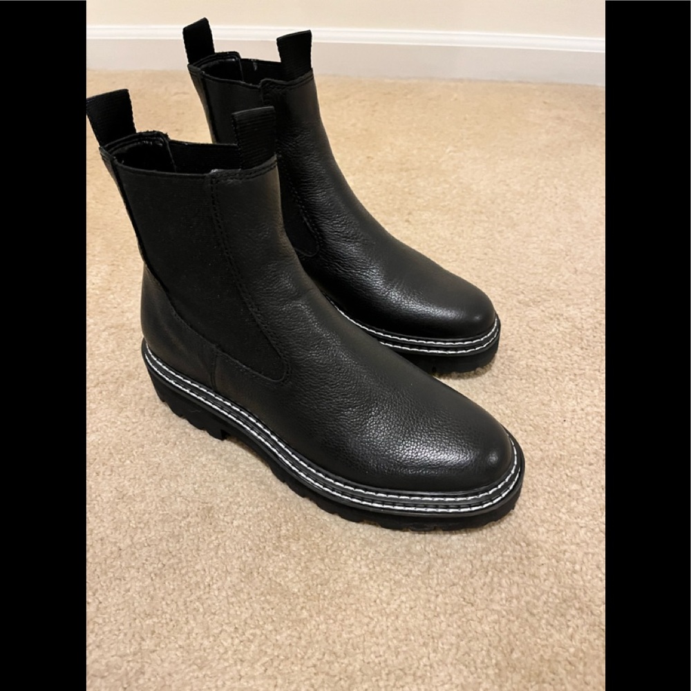New without box! Dolce Vita boots